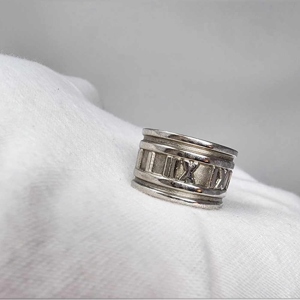 Tiffany Atlas Ring, pouch Included - Picture 5 of 14